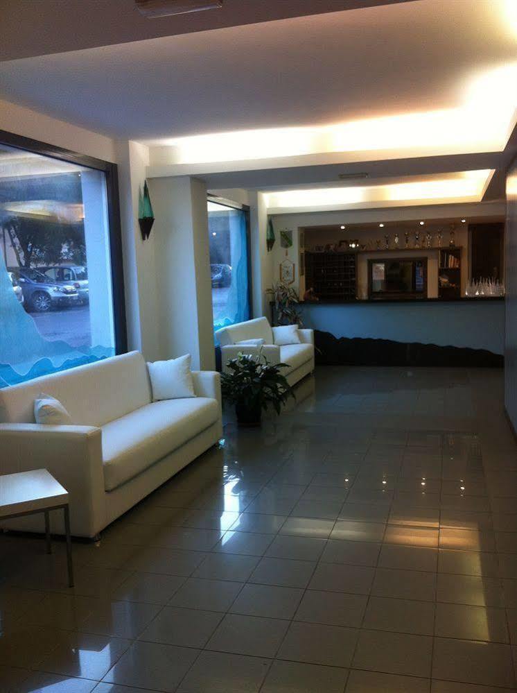 Hotel Riviera 3 Stelle Con Piscina Estiva Gratuita E Garage A Pagamento Spotorno Exteriér fotografie